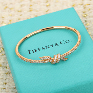 Tiffany Twisted Pavé Diamond Bracelet